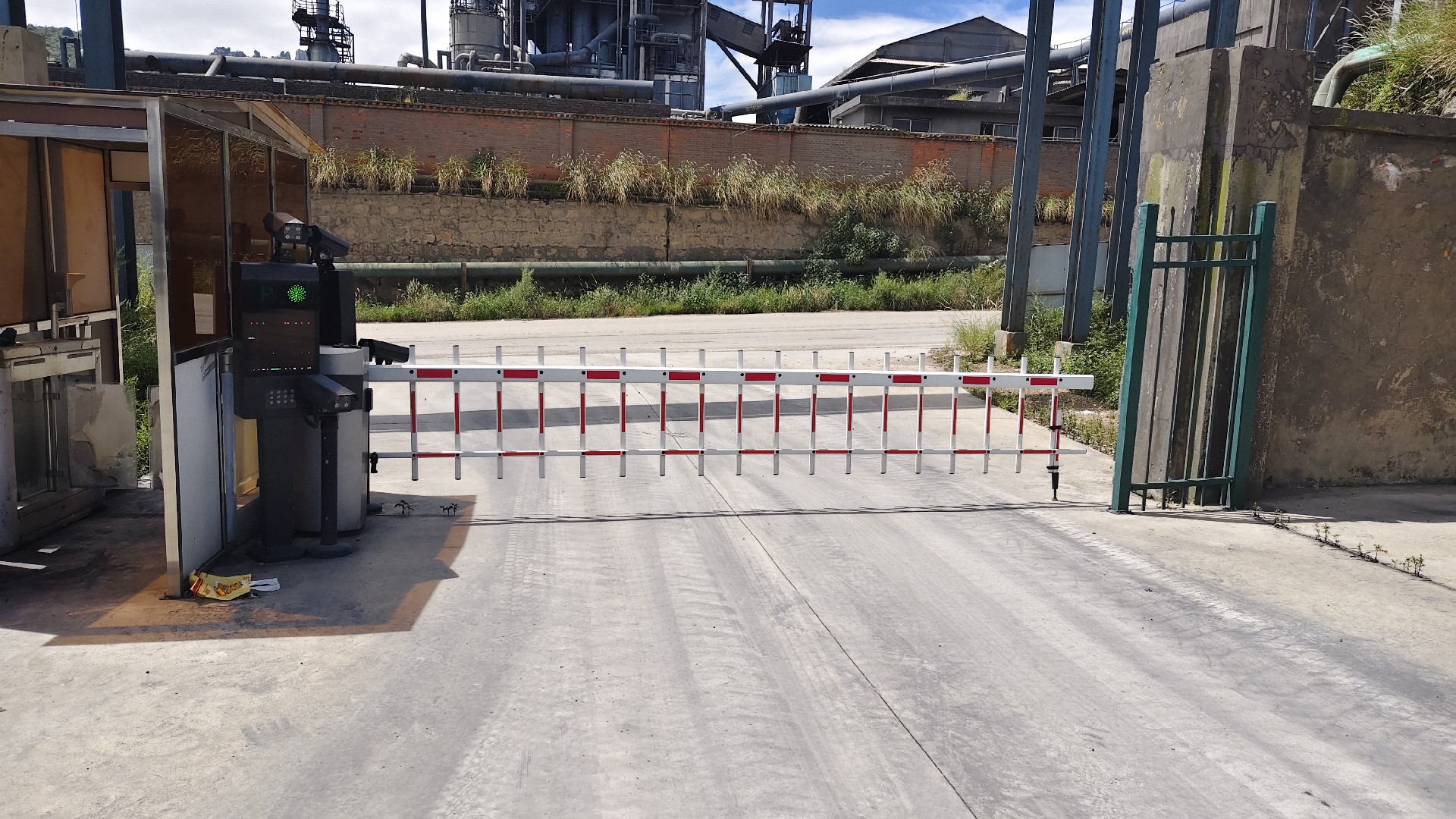 中轻依兰泥磷回收门禁系统